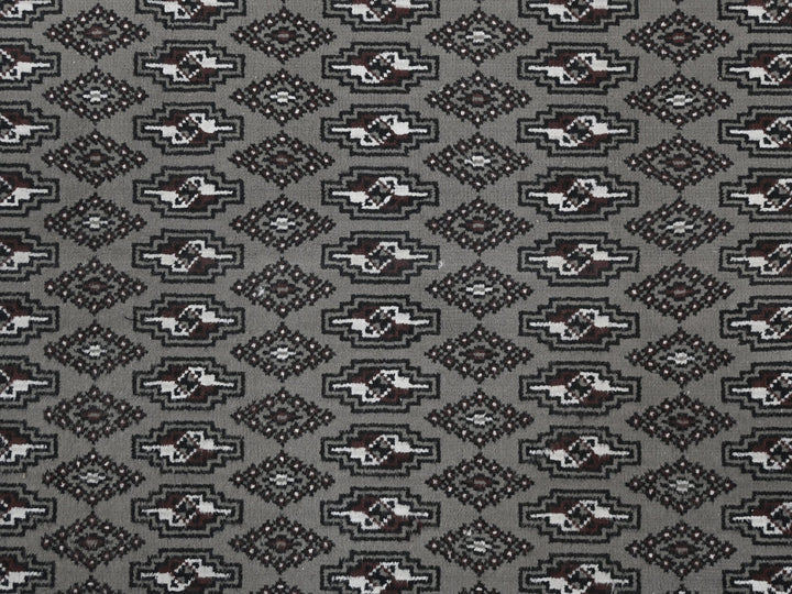 2' 0" x 4' 1"