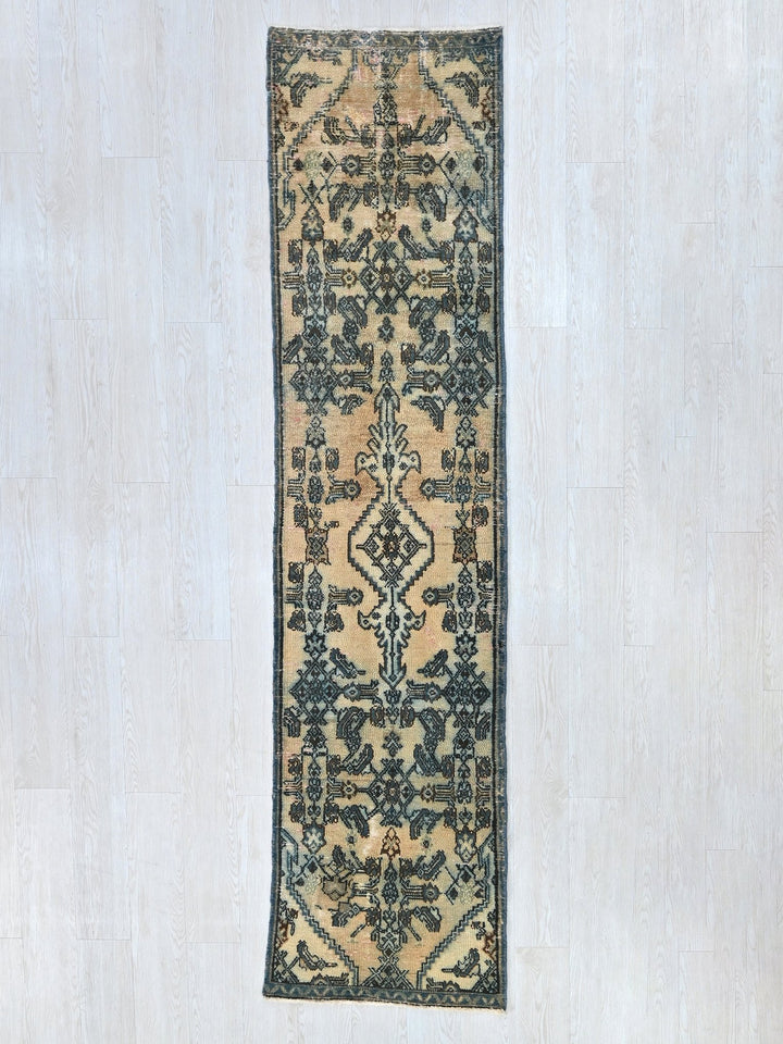 2' 0" x 9' 2"