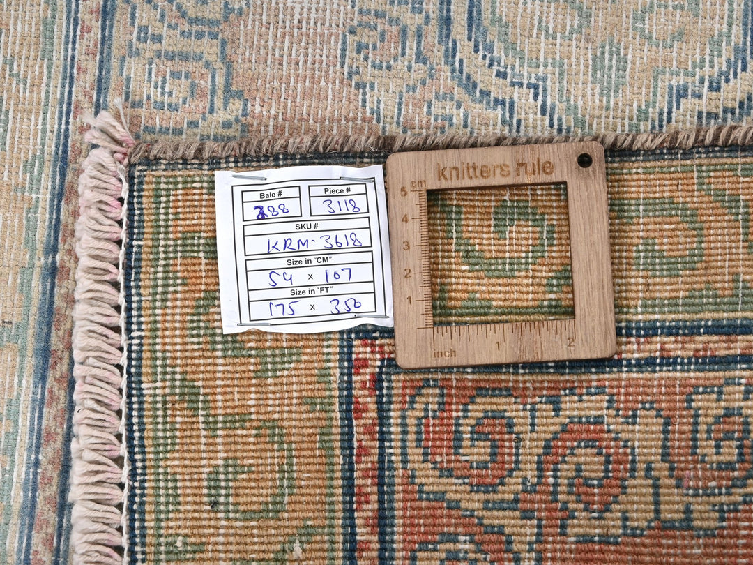 1' 9" x 3' 6"