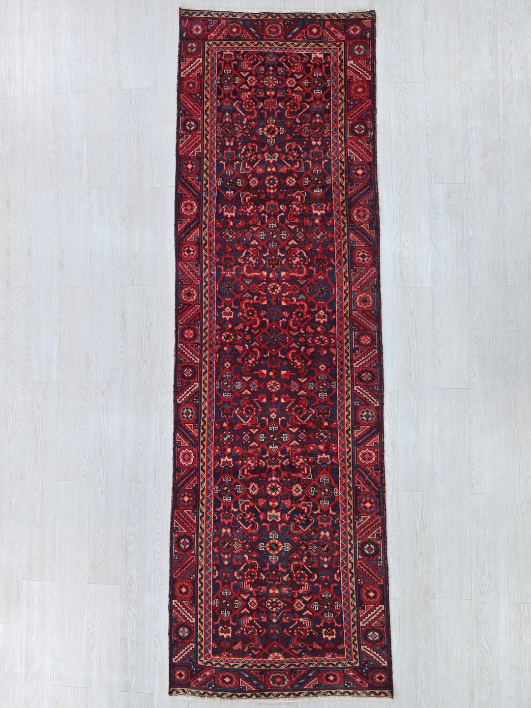 2' 12" x 10' 0"