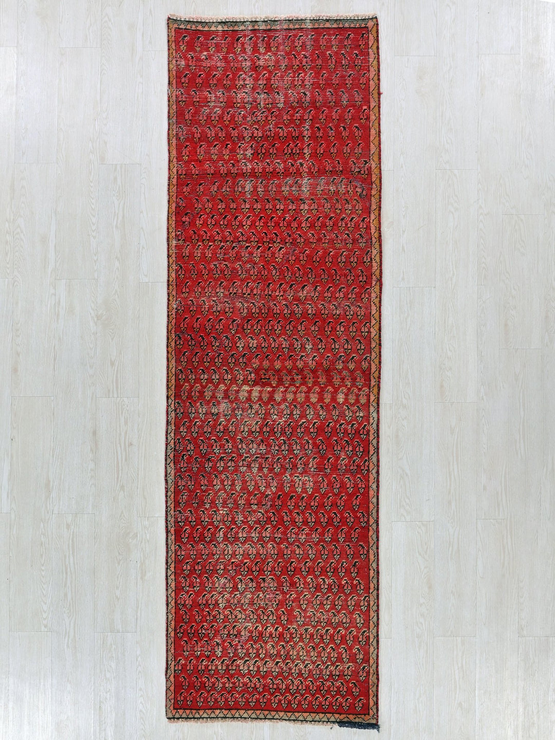 2' 6" x 8' 12"