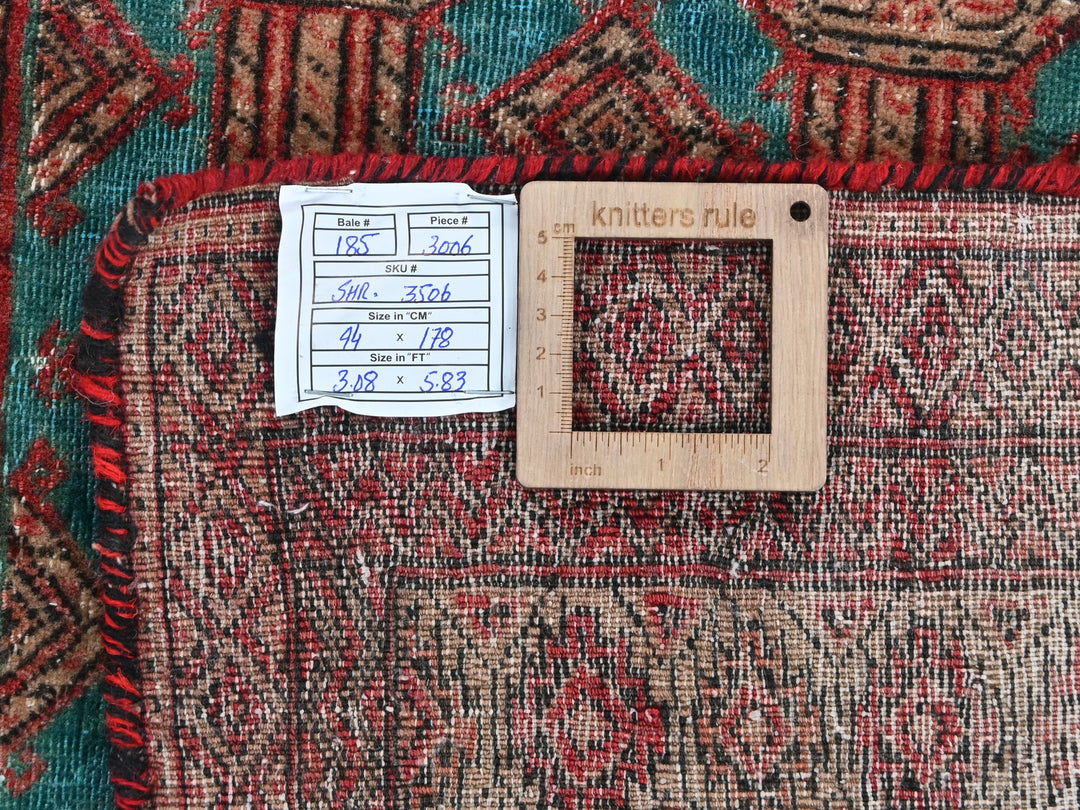 3' 1" x 5' 10"