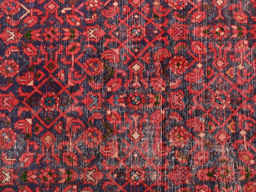 2' 6" x 9' 0"