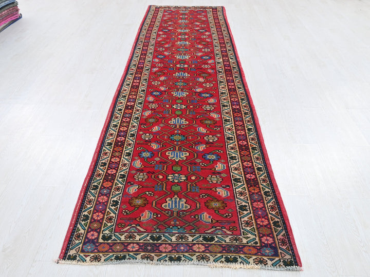3' 2" x 12' 10"