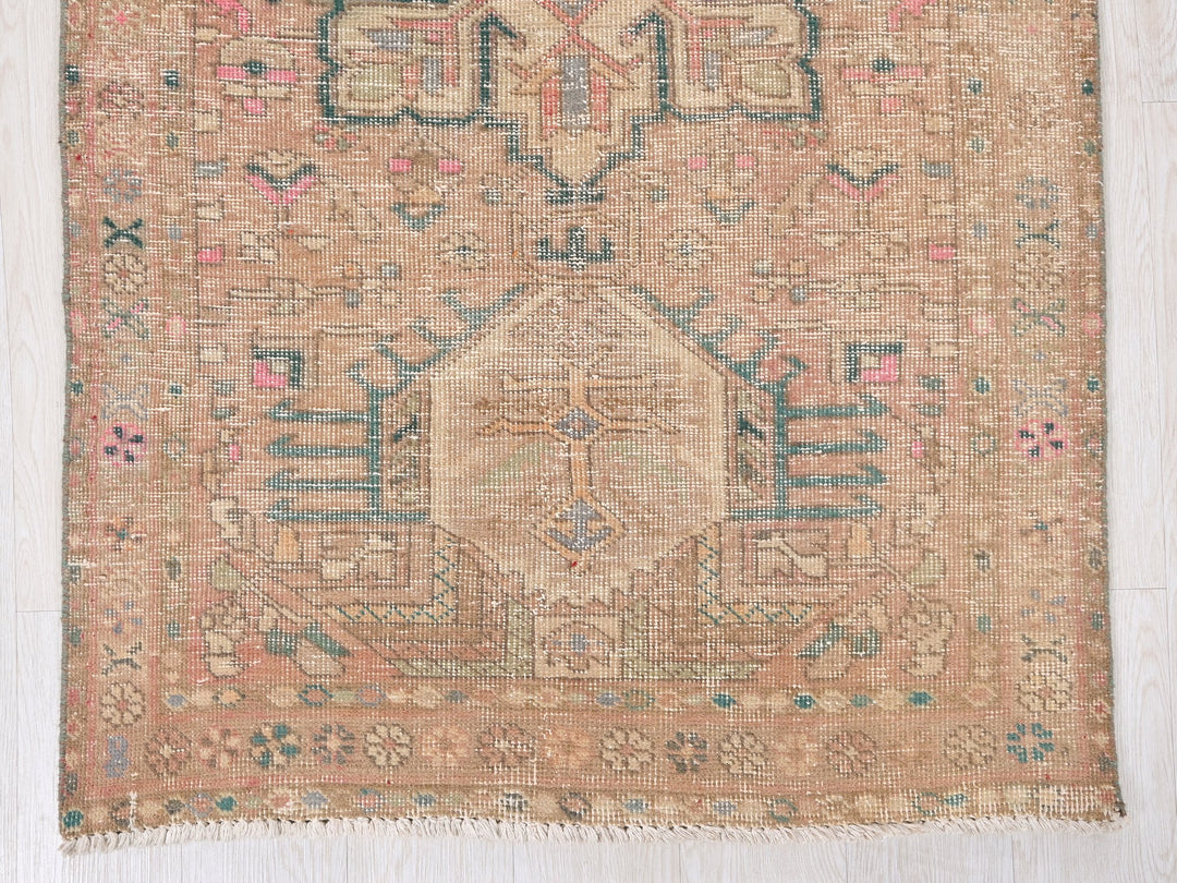 3' 1" x 11' 5"