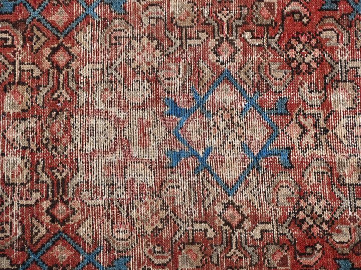 3' 4" x 9' 2"