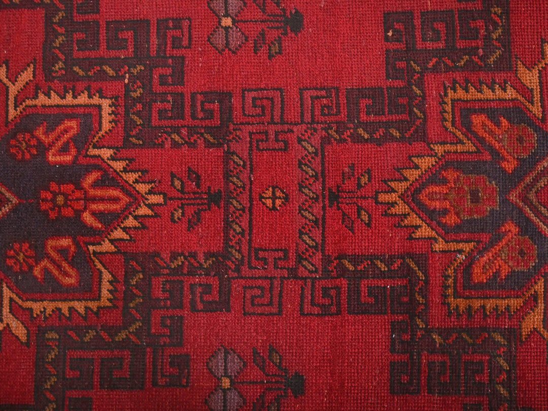 3' 5" x 9' 10"