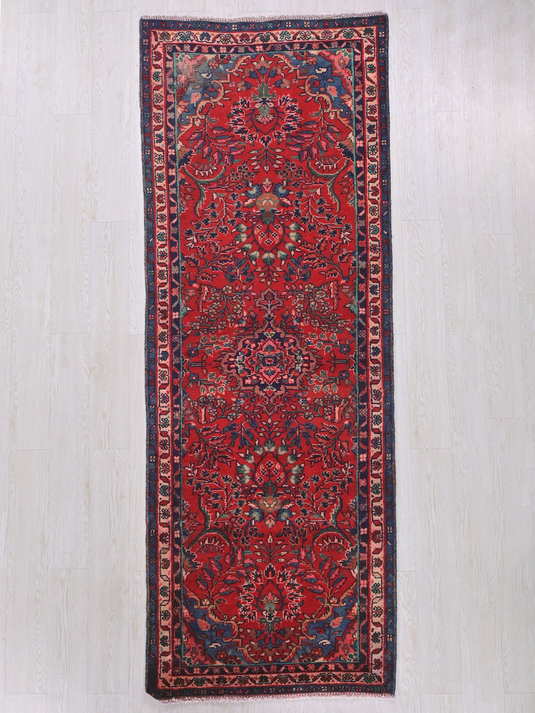 3' 1" x 8' 10"