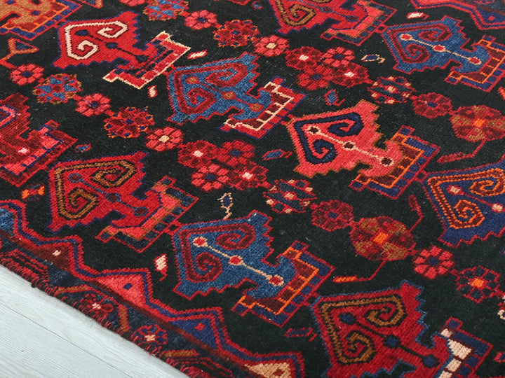 2' 8" x 14' 9"