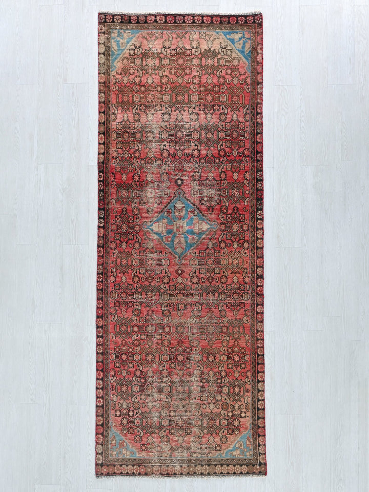 3' 1" x 8' 6"
