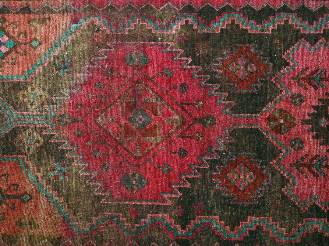 3' 5" x 8' 2"