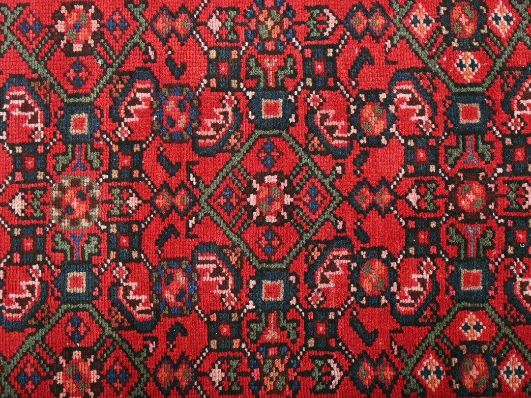 2' 4" x 13' 1"